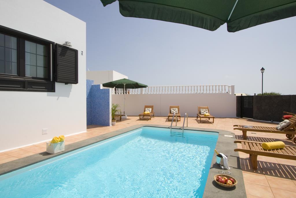 Grand Villa Famara Puerto Del Carmen Puerto del Carmen  Quarto foto